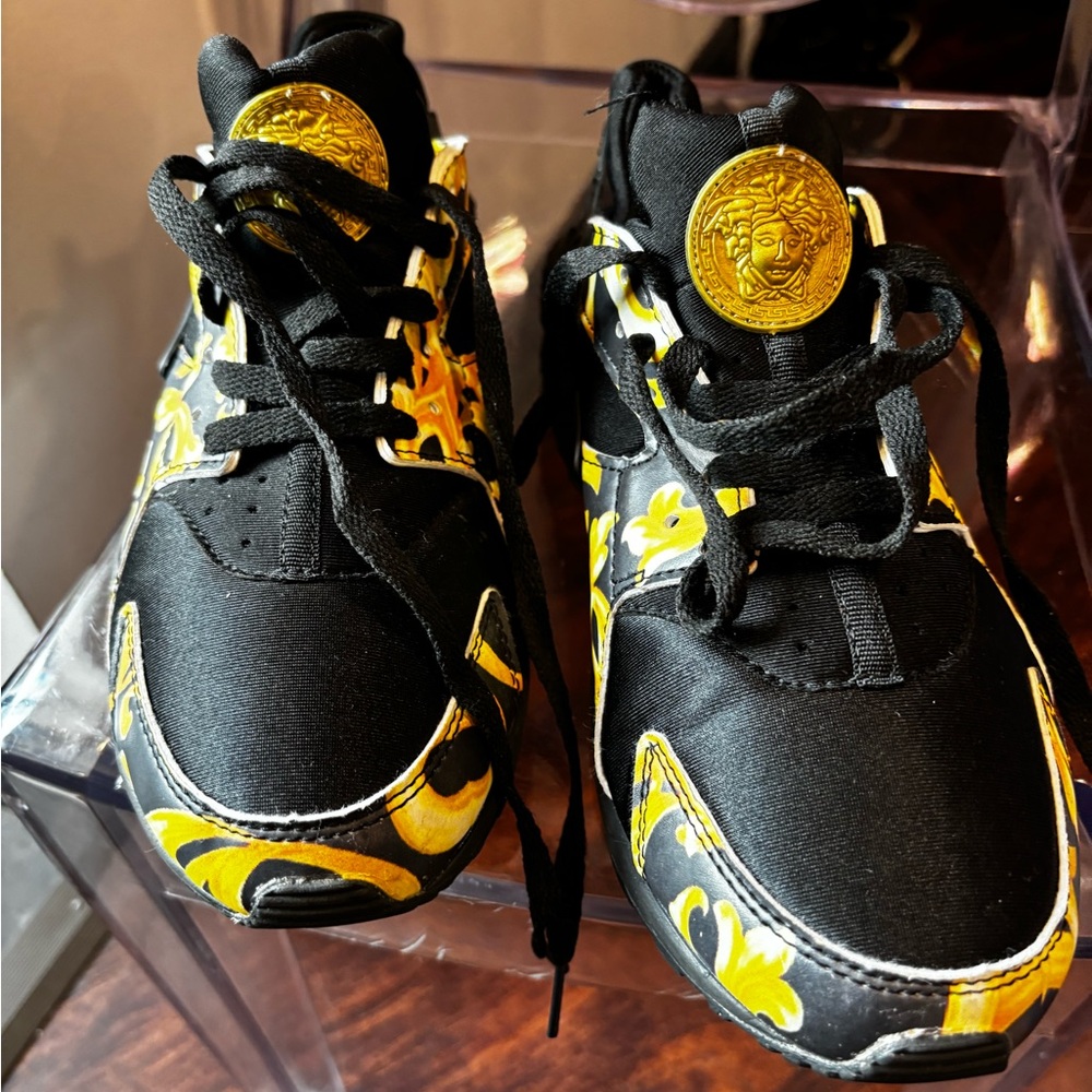 Versace Black and Gold Medusa Sneakers - Picture 2 of 8